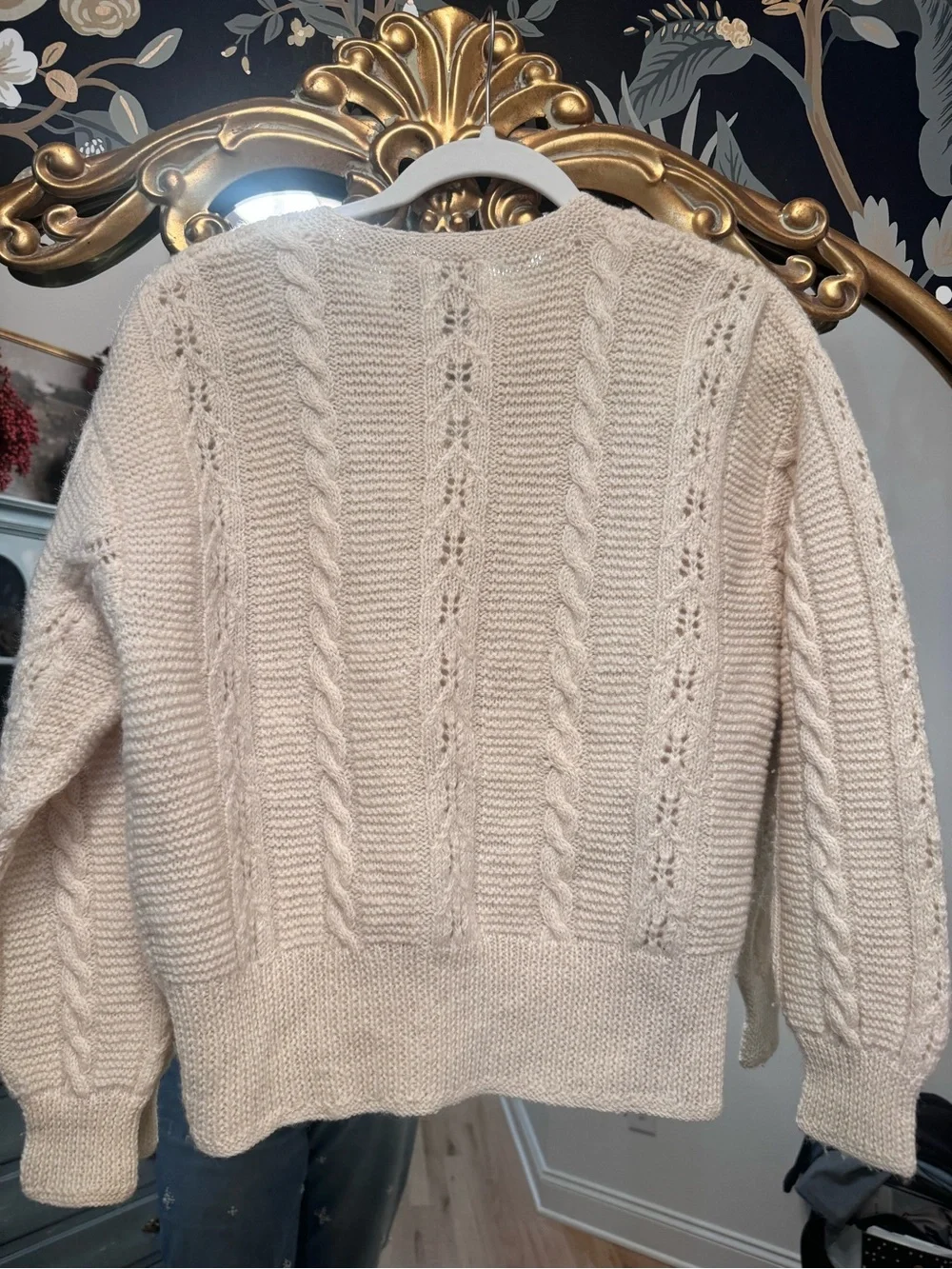J.G. HOOK | Vintage Cream Cable Knit Button-Front Women's Sweater / Size M